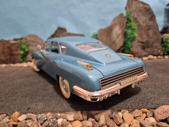 Prodám model 1:18 Tucker Torpedo 1948 - 5