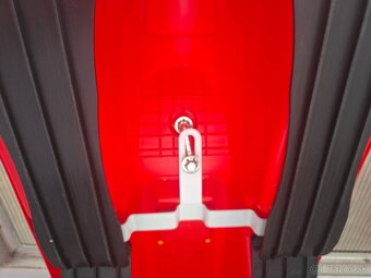 Boby s volantom do snehu - 5