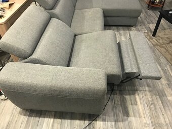 Rohovy gauc s elektrickym relaxom - 5