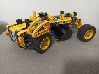 LEGO Technic - Stavebné stroje - 42023, 42032, 8045 - 5