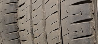 Predám 4ks slušné letné 235/65r16C Michelin na dodávku - 5