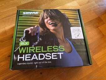 Shure wireless headset - 5