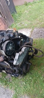 Rozpredám Motor 2.0 Tdi 103 kw cfhc - 5