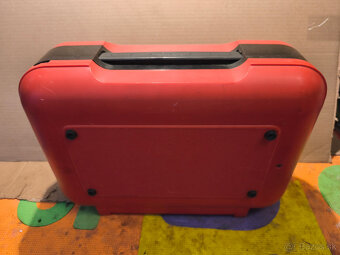 Predám kufríkový gramofón - 5