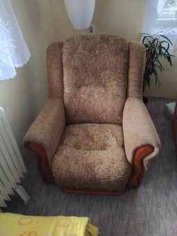 Sedacia súprava so stolíkom - 5