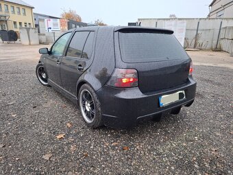 VW Golf IV - 5
