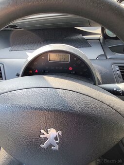 Predám Peugeot 807 2.2 HDi, 8-miest - 5