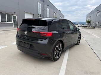 Volkswagen ID.3 Pro S Performance 82kWh Tour 4 - 5