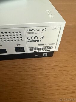 XBOX One S 1 TB - 5