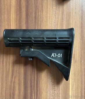 Zvyšky po prestavbe AR15 GBB M4 - 5