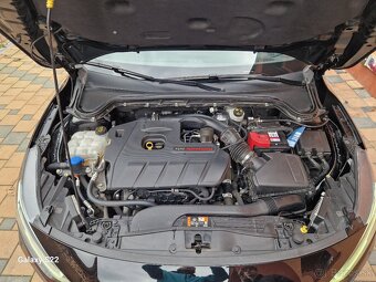 FORD Focus Kombi 2.3 ST X manuál - 5