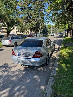 predám Mercedes-Benz C220 - 5
