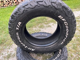 Gumy 235/70 R16 - 5
