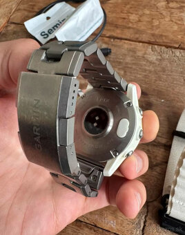 Garmin Epix Gen 2 Sapphire Titanium - 5