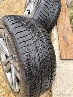 245/45 R18 96V 5x112 zimna sada - 5