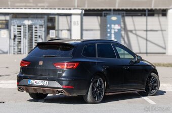 Seat Leon ST Cupra / 221 kW / A/T 7 / 2018 - 5