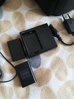 Samsung NX100 - 5