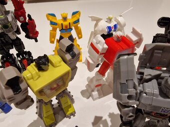 Sada transformerov - 5
