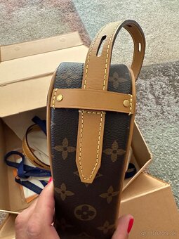 Kabelka Vuitton - 5