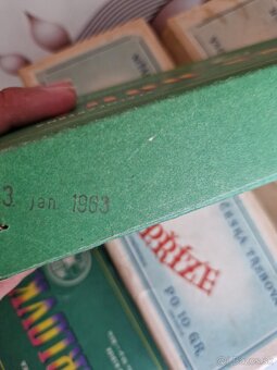 Retro súpravy výšivkových bavlniek originál z roku 1963 - 5