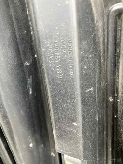 ŠKODA SUPERB 3 III 2015- PREDNÁ MASKA NA RADAR - 5