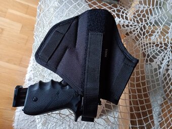 Predám Pištoľ Taurus PT 99 AF. - 5