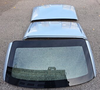 BMW M3 Cabrio E92 diely - dvere, strecha, radiaca páka - 5