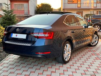 Škoda Superb Sedan 2.0 TDI 140kw DSG 4x4 - 5