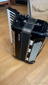 Predam koncertnú Harmoniku, akordeón Lignatone Aida VII v po - 5