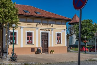 ZNÍŽENÁ CENA na objekt pre podnikanie v centre Kažmarku - 5