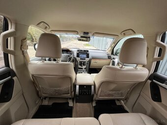 Toyota Landcruiser 2018 , 136000 km, 130KW, 1 majitel - 5