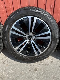 Kolesa Mercedes e-klass 225/55 R17 elektróny 7.5J ET40 - 5
