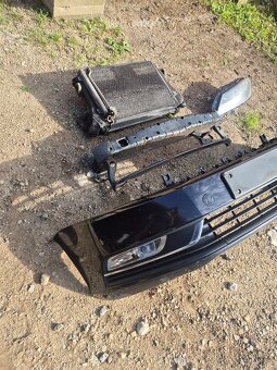 Predám náhradné diely na Volkswagen Passat B7 - ČIERNY- - 5