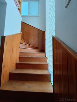 Priestranný podpivničený rodinný dom v Zlatých Moravciach - 5