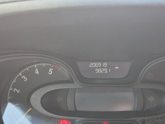 Predam OPEL Vivaro 1.6dci 70kw rv2017 - 5