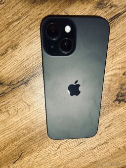 iPhone 15 - 5