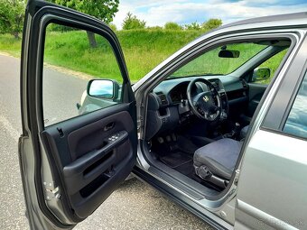 Predám Hondu CR-V 2,2 103 kW - 5