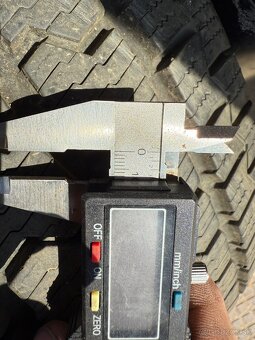 Predám 2ks Continental 225/65 R16C - 5