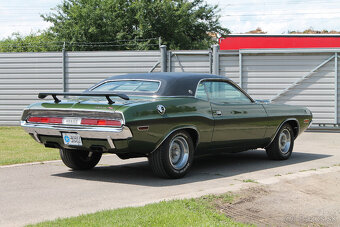 1970 Dodge Challenger R/T SE 383 V8, manuál - 5