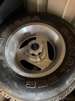 Predám na americké terénne auto hliníkové disky s pneumatika - 5