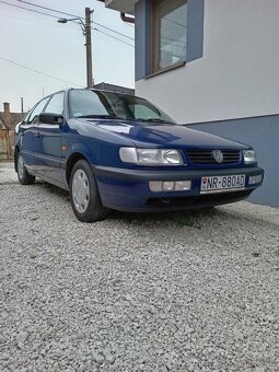 Volkswagen Passat B4 1.8 benzín CL 66KW - 5