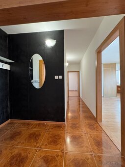 Priestranný 3-izbový byt s rozlohou 76 m² - 5