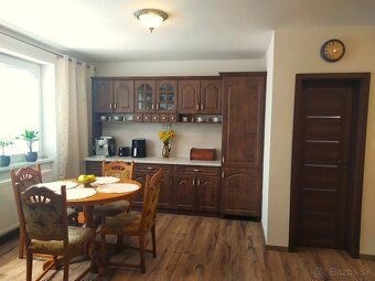 RD vo Vysokej pri Morave, 240 m2, poz. 1187 m2, kompl. rek. - 5