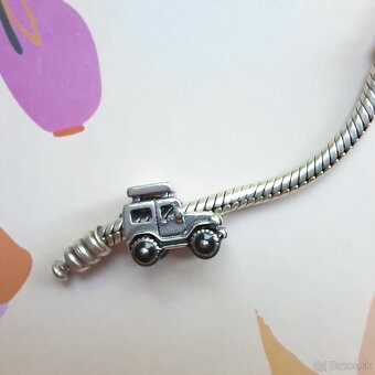 Prívesok Terénne Auto - 5