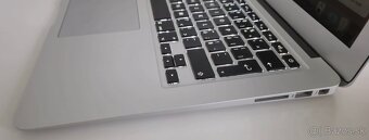Apple MacBook Air 13" (Early 2014) - 5