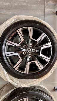 5x114,3 R18 Letna sada Original Toyota NOVA - 5