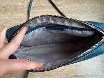 Michael Kors kozena crossbody kabelka - 5