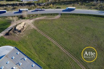 Predám 3.665m2 komerčný stavebný pozemok na obchvate - 5