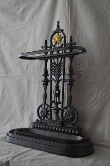 Liatinový stojan na dáždniky - 5