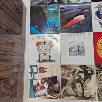 LP-čky...AC/DC,MOTORHEAD,CHRIS REA,EUROPE,GENESIS,PRINCE, - 5